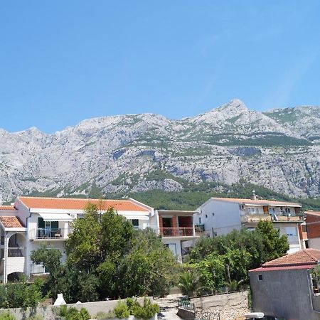 Apartments Mario With Private Parking Makarska Exterior photo