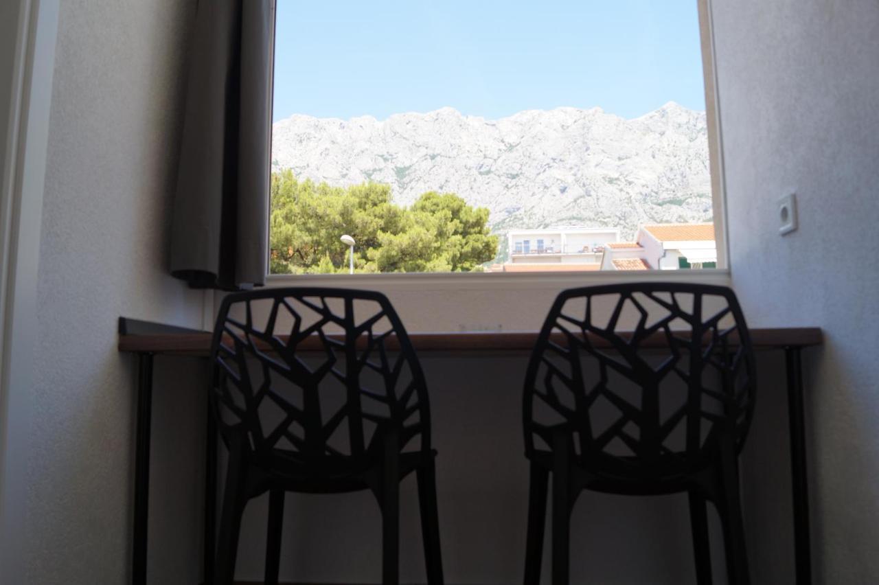 Apartments Mario With Private Parking Makarska Exterior photo